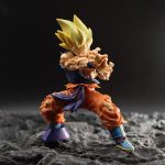 Son Goku Battle Damage Figure